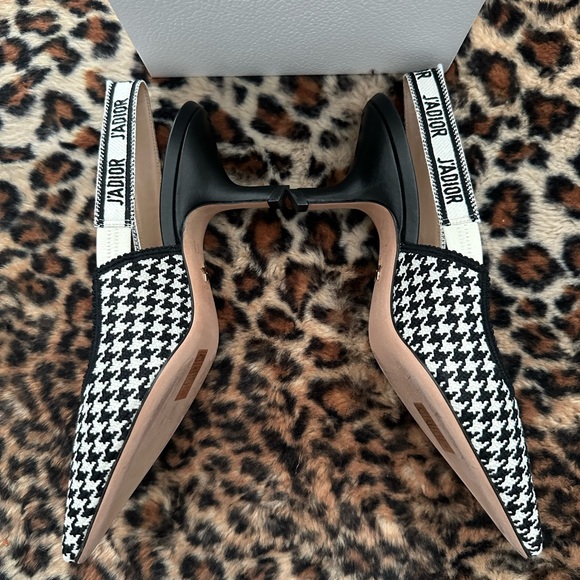 Dior J’adior Houndstooth Slingback Heels - Picture 3 of 5